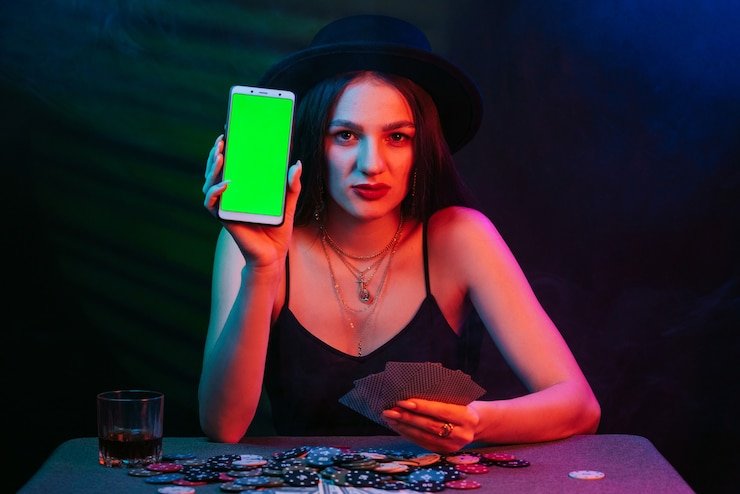 Antarmuka aplikasi siaran slot yang menampilkan permainan slot, live-dealer, dan opsi pembayaran DANA dan GoPay